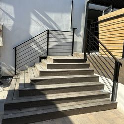 Stair handrails in any size, text me 🙋🏻♂️