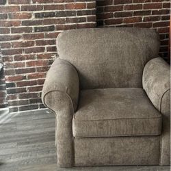 Accent chair 
