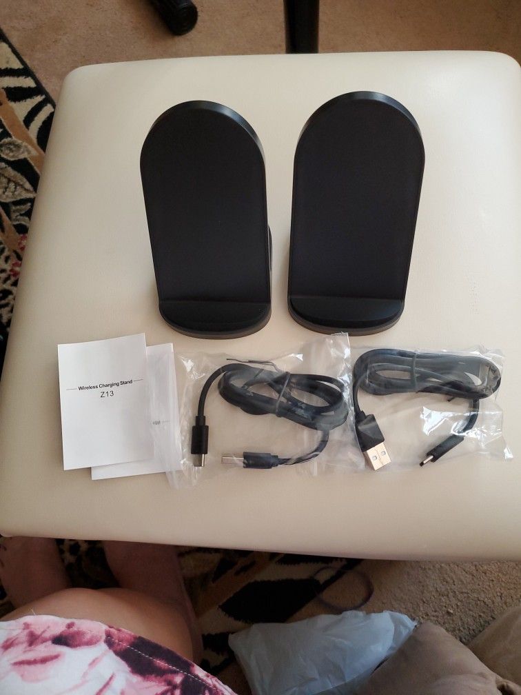 2 Wireless Charger Stands Black For Samsung S20, S21, S22