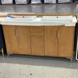 Flash Sale Brand New Bathroom Vanity %75 Off