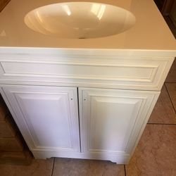 Bathroom Sink 24”