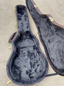 Guitar hard case