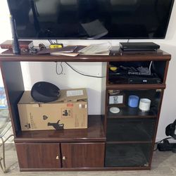 Antique / Vintage TV Entertainment Center With photo-stand Cabinet 