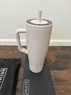 Brand New 40oz BrüMate Insulated Tumbler with Handle and Strawr