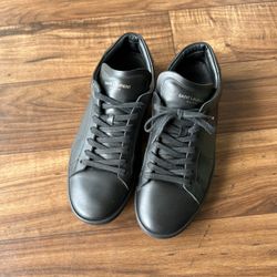 Saint Laurent Court Classics Size 43