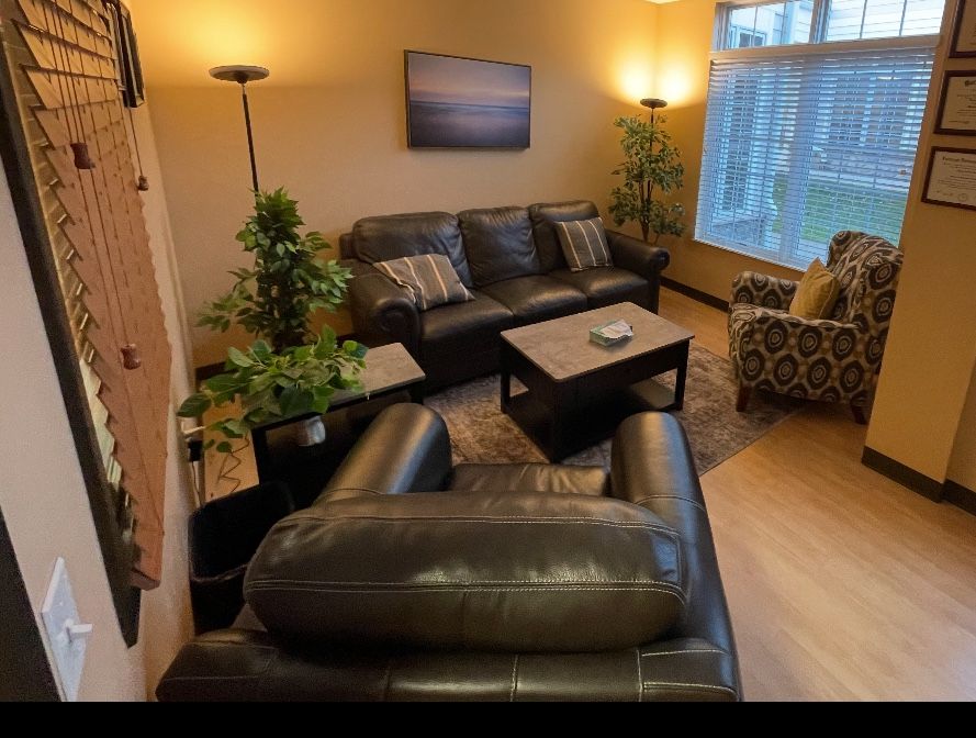 6 piece living room set  All included 