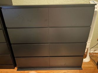 Black dresser