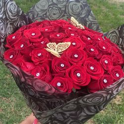 Beautiful roses arrangements Bouquets Fresh flowers same daysame day orders delivery Available For Any Special occasion Or Just Because 