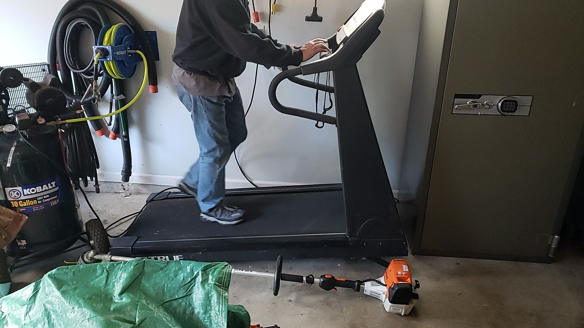 True 500 soft systems treadmill for Sale in Lynnwood, WA OfferUp
