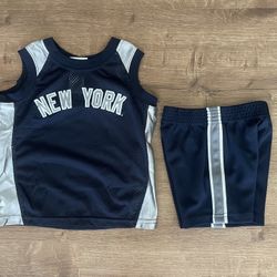 2T NY Yankees Outfit 