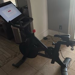Peloton Bike 