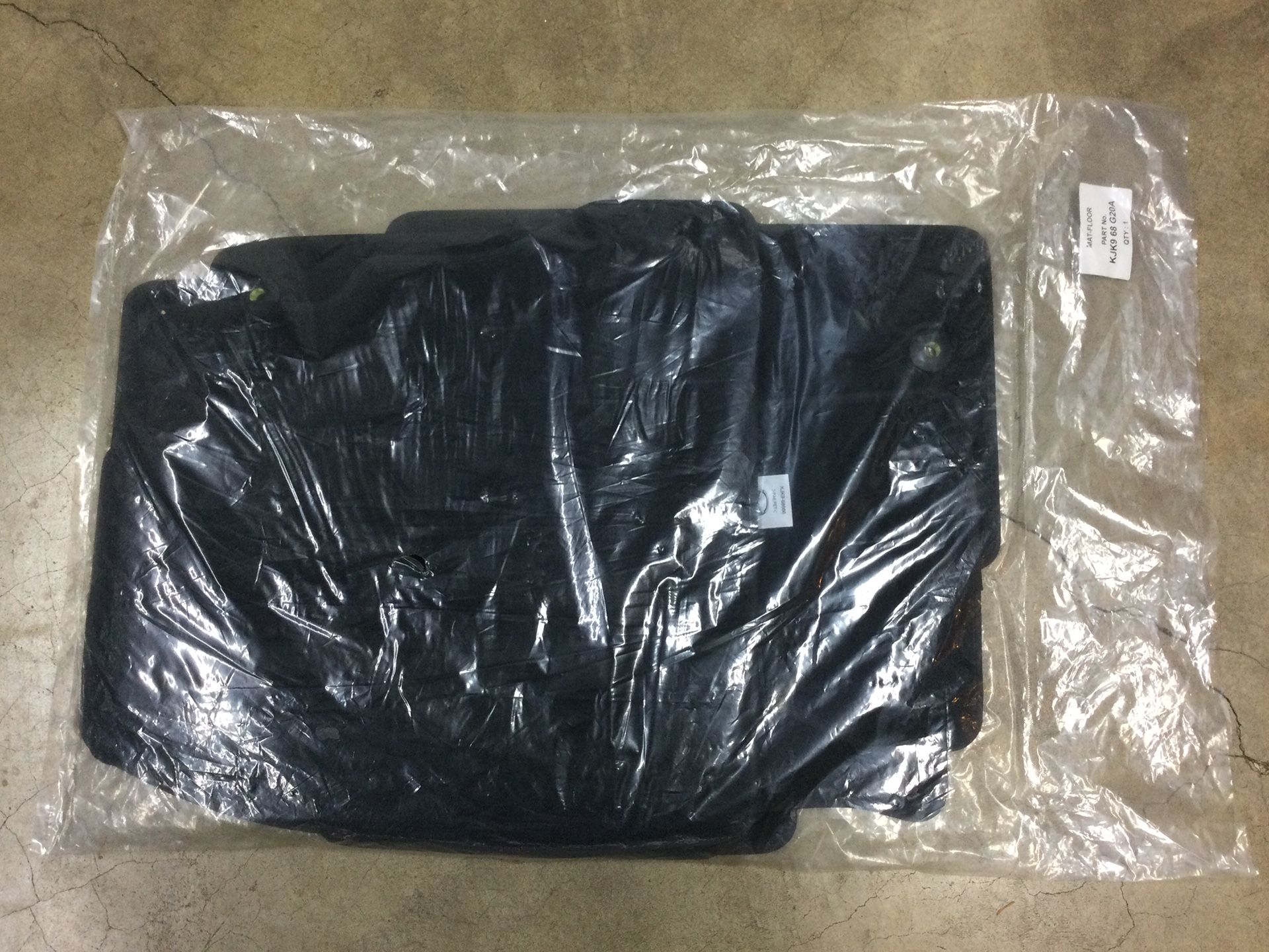 NEW!!!! Genuine OEM Mazda CX-5 Carpet Floor Mats