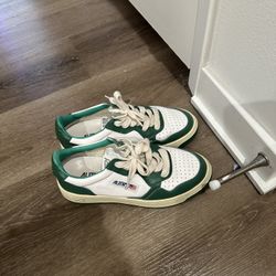 Autry green  woman eup37