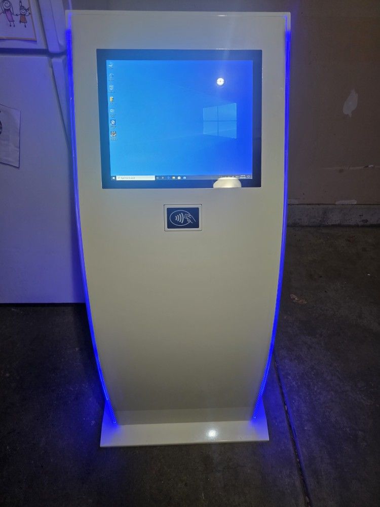 Touchscreen Self-Service Kiosk w/ Windows 10 + NFC Reader – New