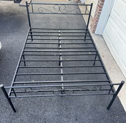 Full Metal Platform Bed Frame with Headboard and Footboard 