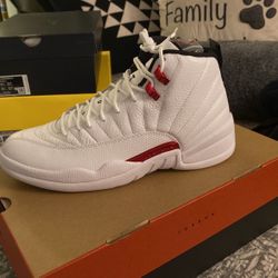 Jordan 12 Twists Size 10