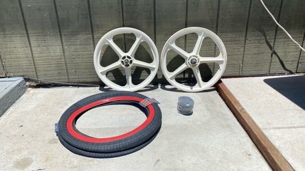Skyway wheels 20” with new tires and tubes