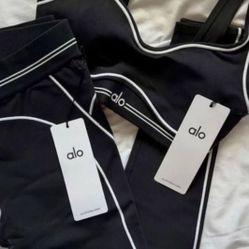 Alo Set