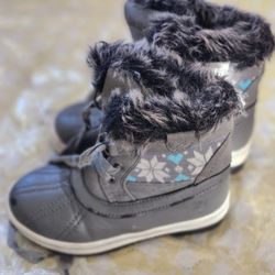 Girls Winter Boots Size 11 