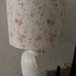 Brand New Gorgeous Lamp Great For Any Room Of Your Home Originally $50