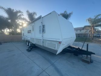 2008 Fleetwood travel trailer