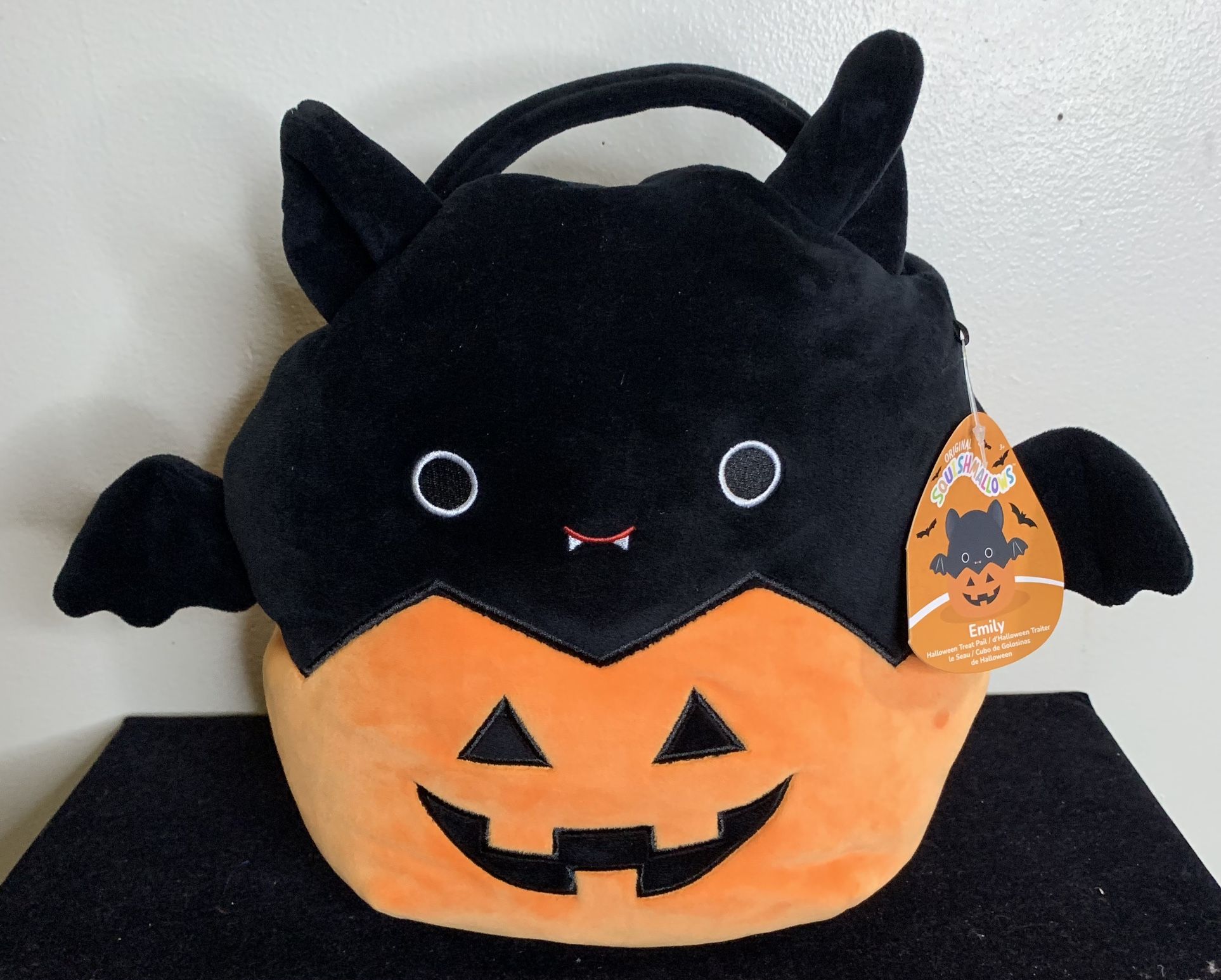 New Squishmallows Emily Bat 12” Halloween pumpkin Treat Pail Bucket plush