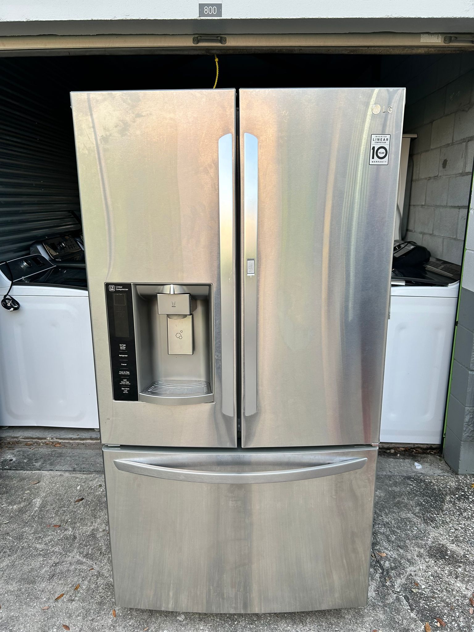 Refrigerador LG 3 puertas y media 700