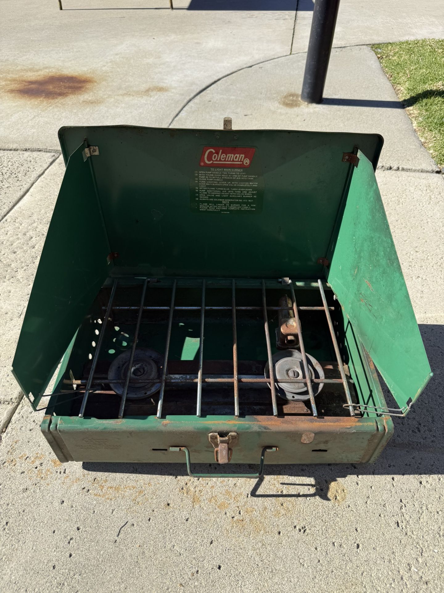 Coleman 425E Camping Stove Green Vintage Old