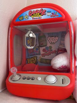 Kids claw machine