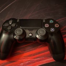 PS4 Controller
