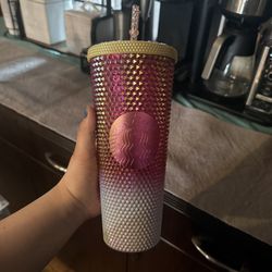 Starbucks Cups 