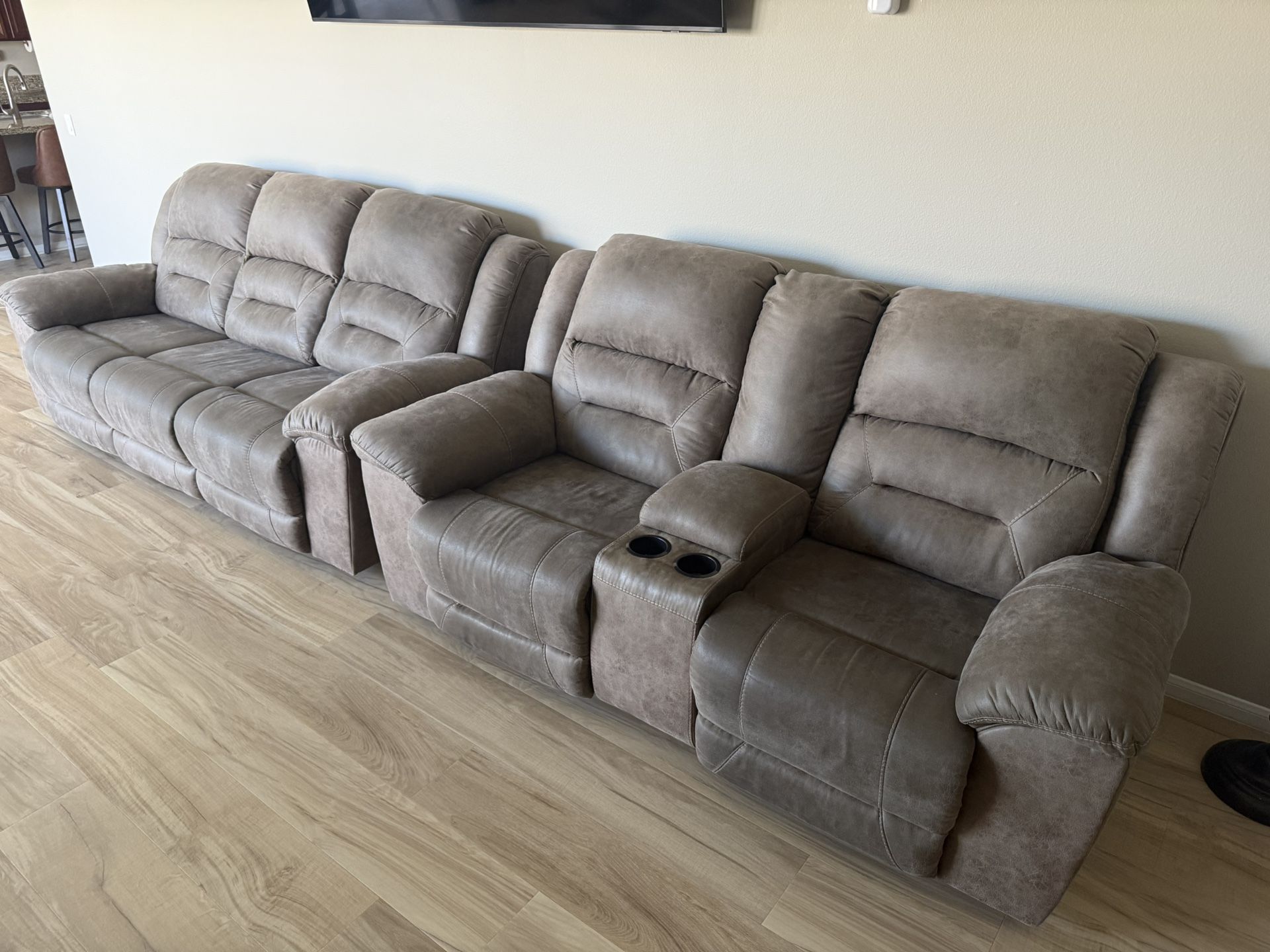 Stoneland Manual Reclining Sofa and Loveseat Set