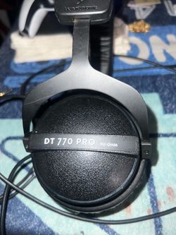 DT 770 PRO 80 OHM Headphones