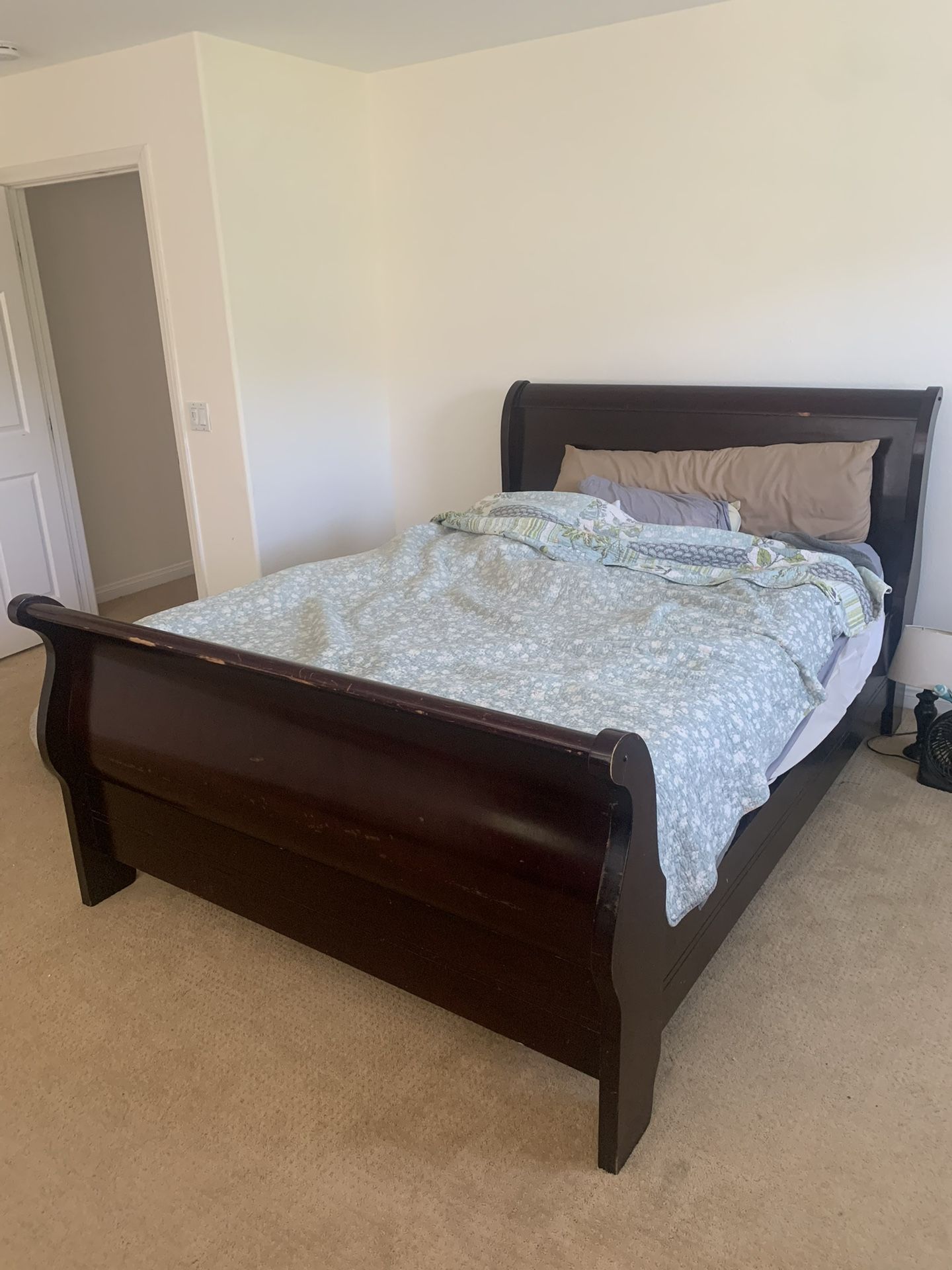 Queen Bed, Mirrored Dresser, Two Night Stands And Tall Dresser