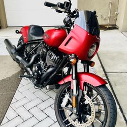 Indian Sports Chief Dark Horse Ruby Smoke