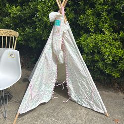 Kids Tent