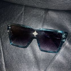 Louis Vuitton Sunglasses 