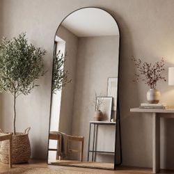 70 x 32 Inch Arched Full-Length Floor Mirror with Stand - Black