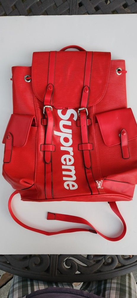 Supreme Red Backpack-preowned-in PERFECT CONDITION