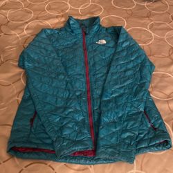 Women’s North face 