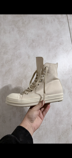 All shoes