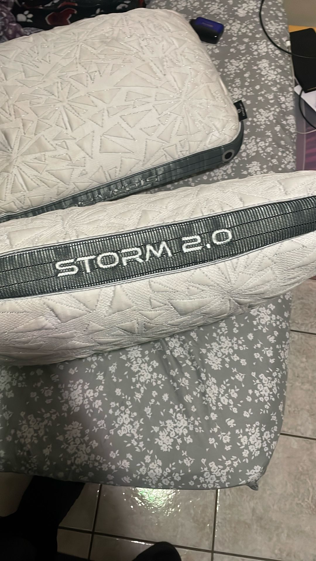 2 Storm Performance Pillows 2.0