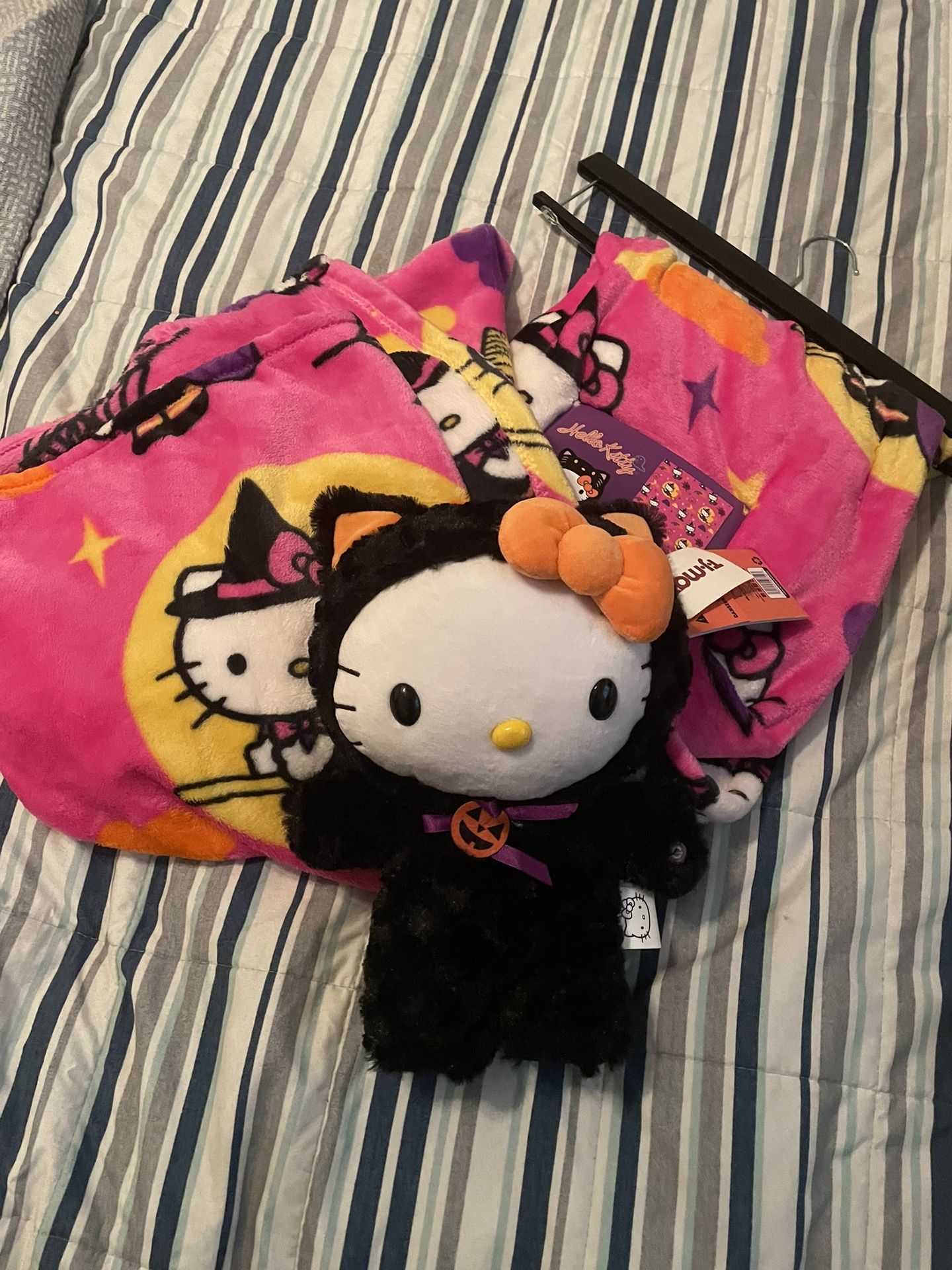 Hello Kitty Halloween Bundle