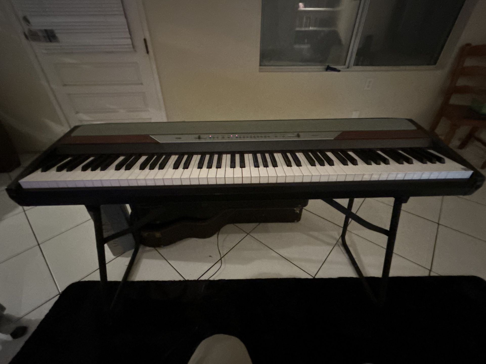 Korg SP-250 88Key keyboard