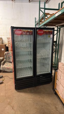 Coca-Cola Royal Vendors VRD43 Glass Front Merchandiser - Untested
