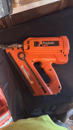 Paslode impulse nail gun