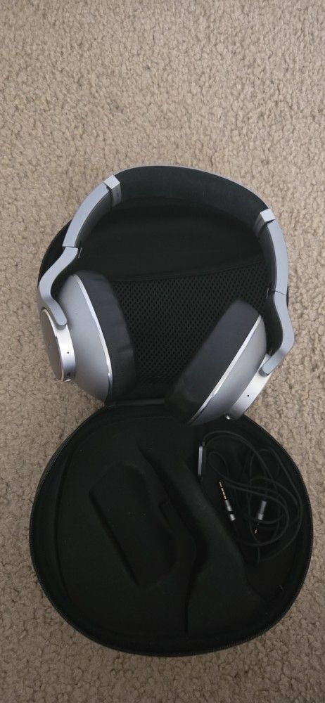 AKG Studio Headphones