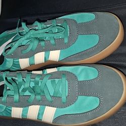 Adidas Size 11 NEW