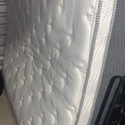 Queen sized Mattress 
