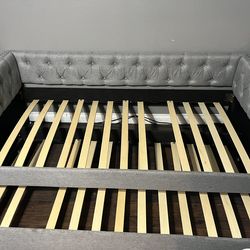 Day bed with trundle